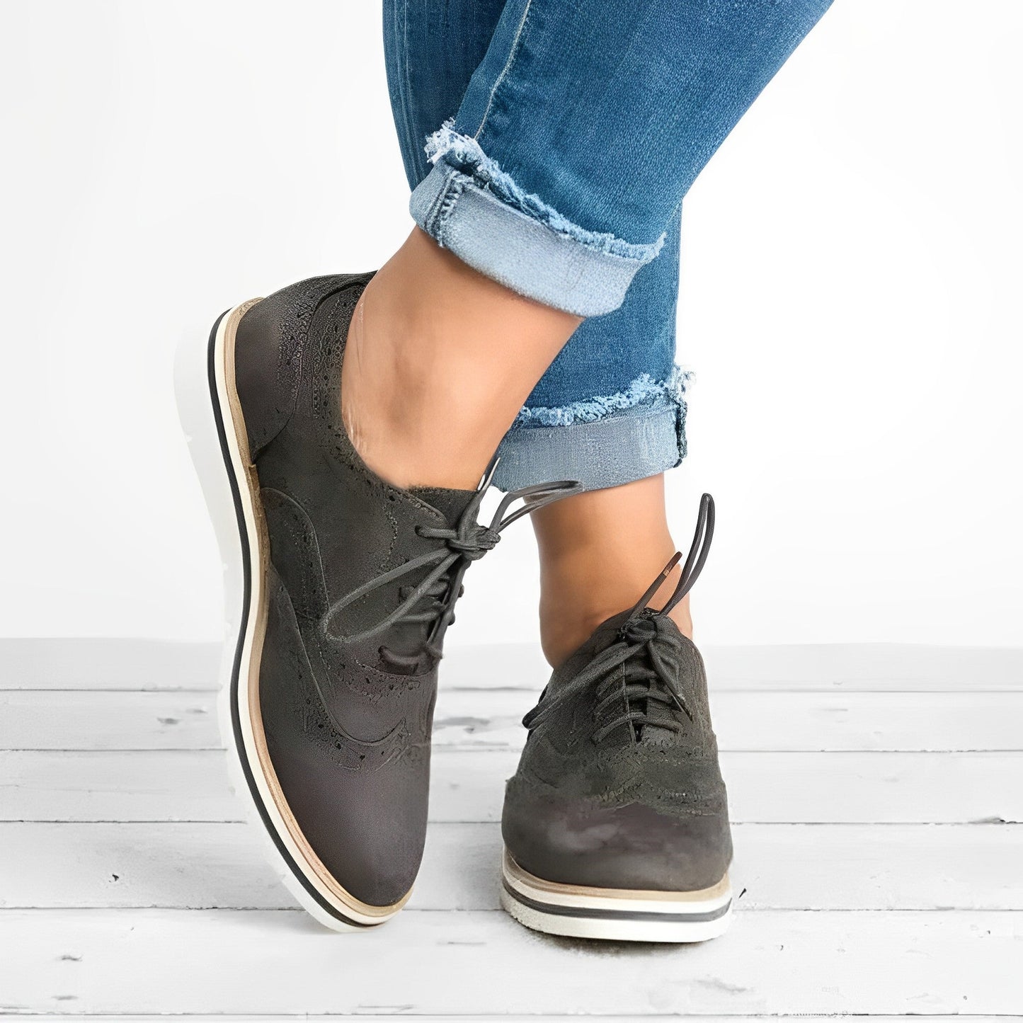 Damen Oxford-Schnürer Cut-Out-Details Leder