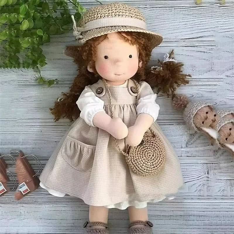 Mirabella Waldorfpuppe Baumwolle Handgemacht Zubehör