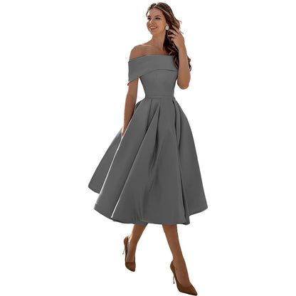 Himmelblaues Satin Off-Shoulder Kleid von Elarova