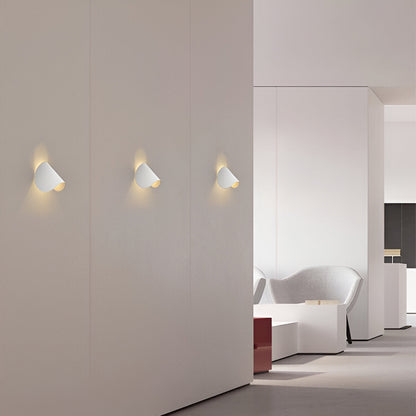 Moderne LED Wandleuchte Twist Design Minimalistisch