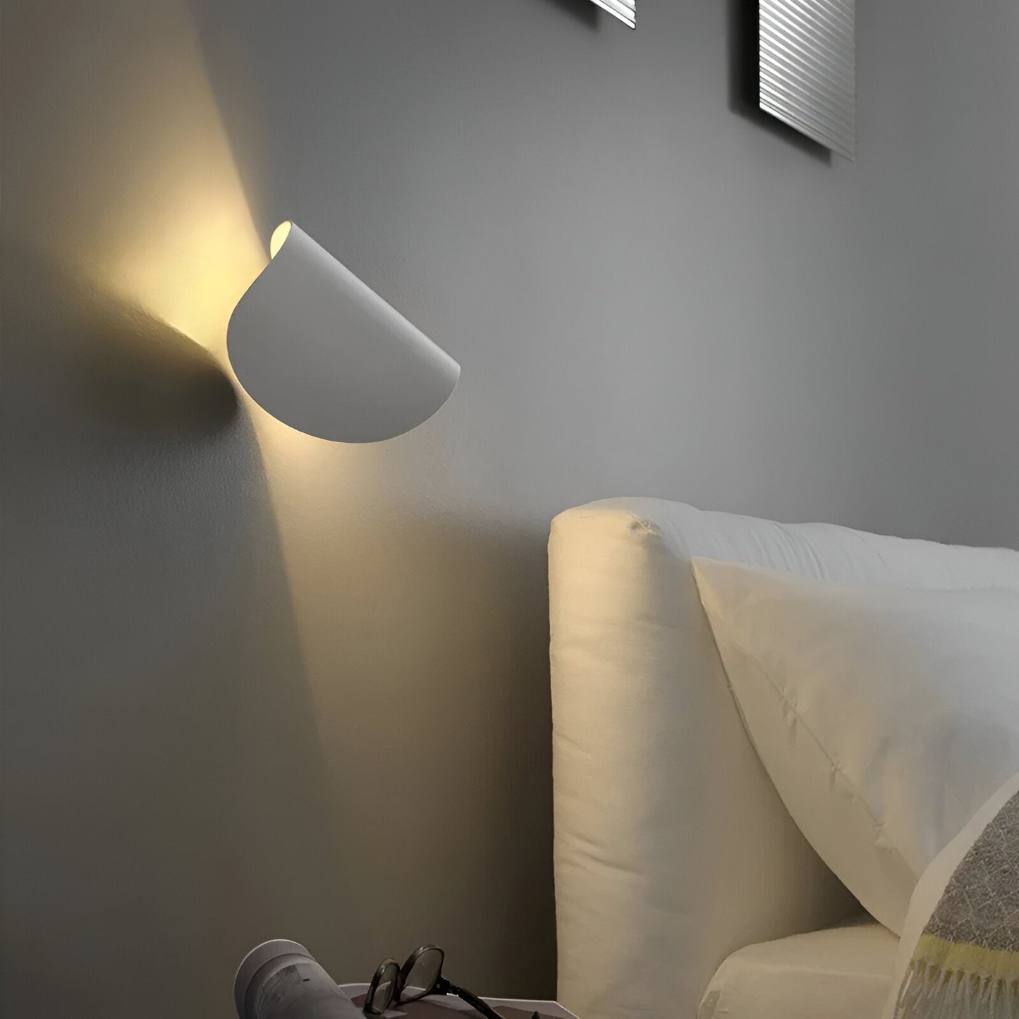 Moderne LED Wandleuchte Twist Design Minimalistisch