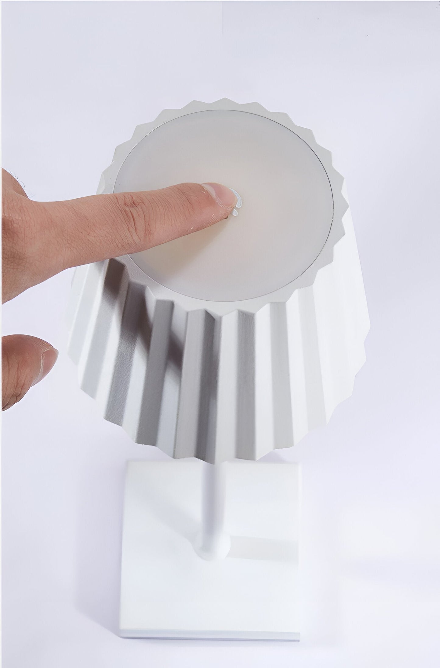 Kabellose LED Tischlampe Aluminium 3 Helligkeitsstufen Akkubetrieb