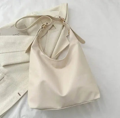 Elena Damen Schultertasche - Norvielle