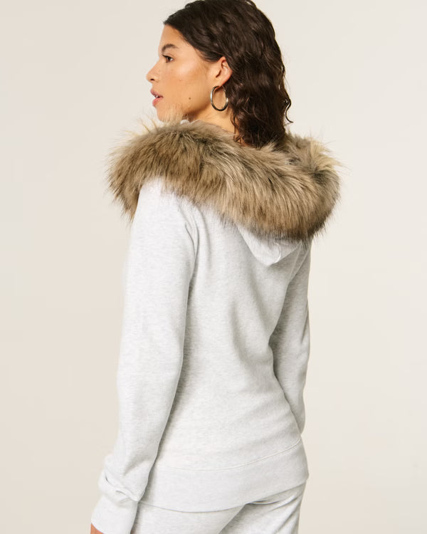 Norvera Fur Lounge Hoodie hellgrau mit Kunstfellkapuze Rückansicht