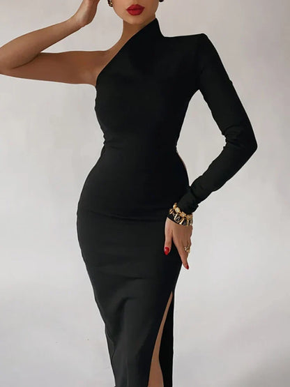 Elegantes Damenkleid mit einer Schulter