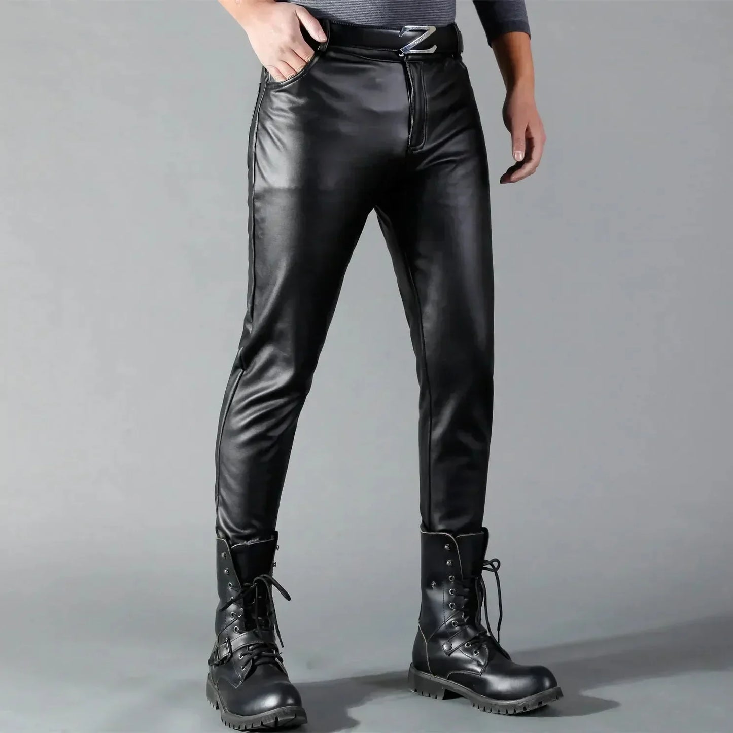 Damen Lederhosen Stretch Kunstleder Slim Fit