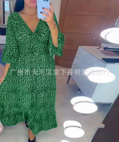 Lockeres Leopardenkleid von Elarova