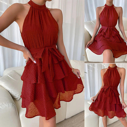 Neckholder-Rüschenkleid von Elarova (ärmellos)