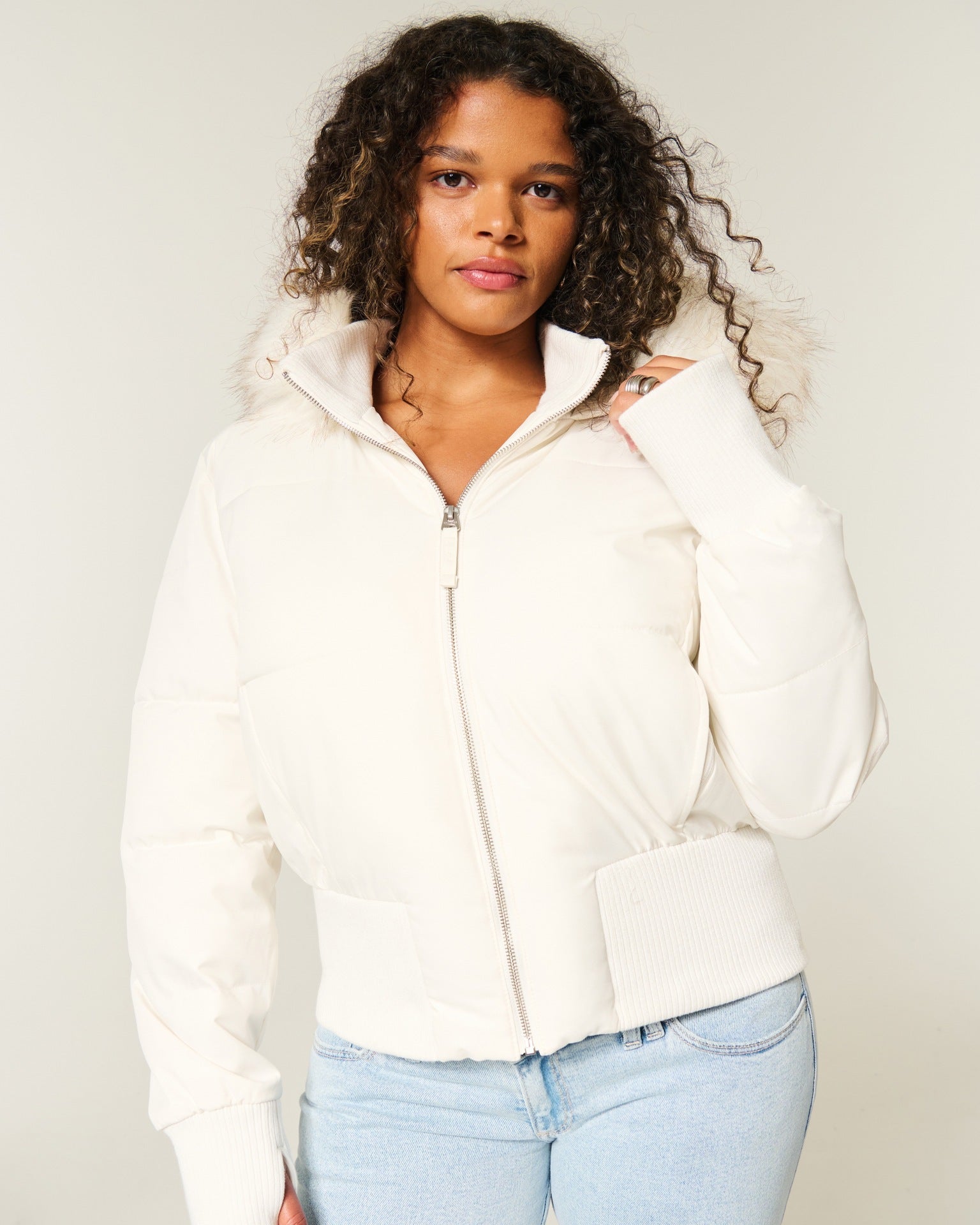 Damen Winter-Kapuzenjacke Warm Stilvoll Schwarz - Norvielle