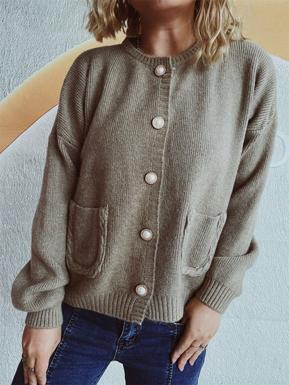 Damen Strickjacke mit Perlenknöpfen und Taschen