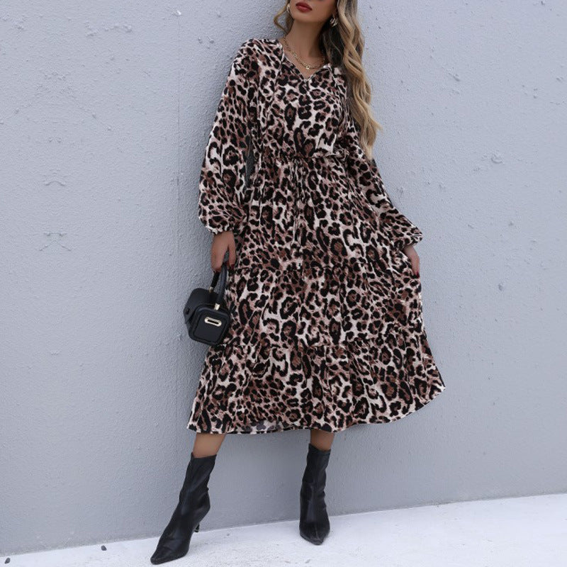Damen Wickelkleid Leoprint Rüschen Midi Schwarz - Norvielle