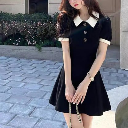 Damen Polo-Kleid Kurzarm Knopfdetails Kontrastkragen