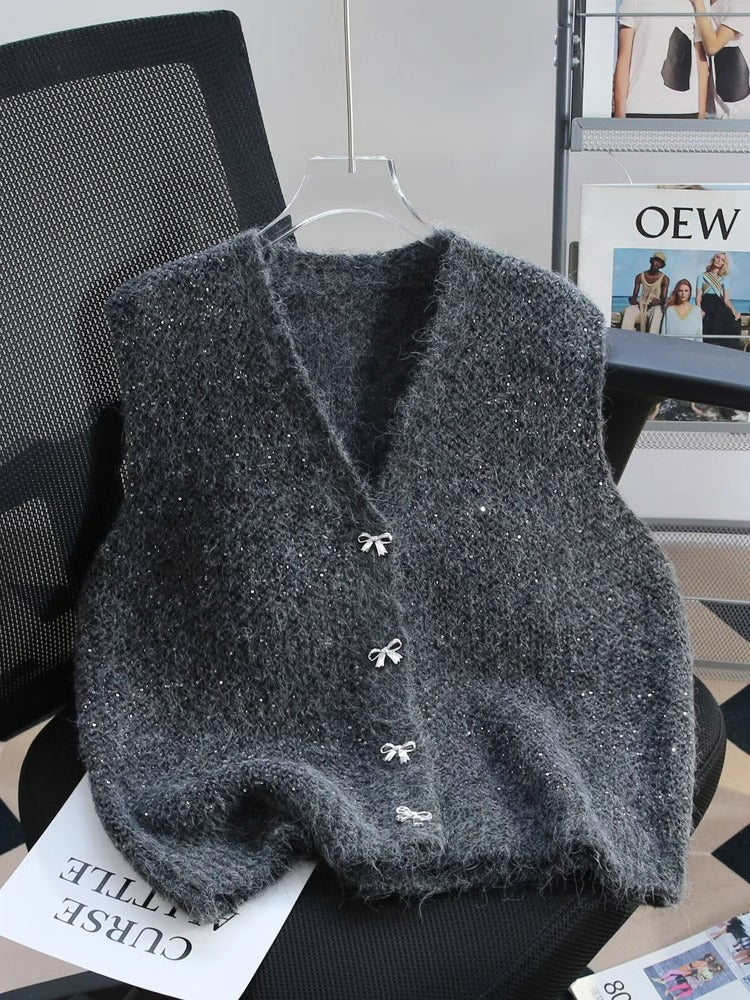 Damen Strickweste mit Glitzerakzenten und Dekorknöpfen