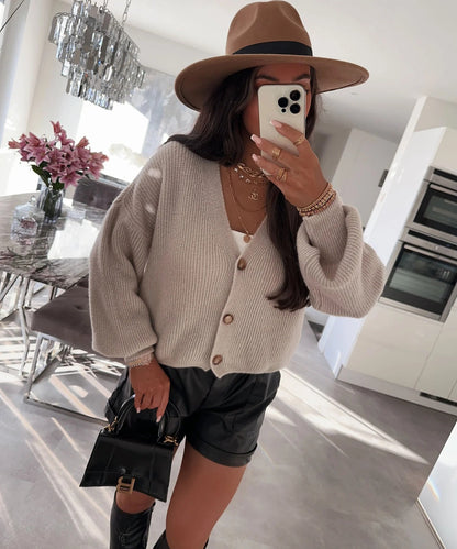 Damen Strickjacke Großknöpfe Lockere Ärmel Beige