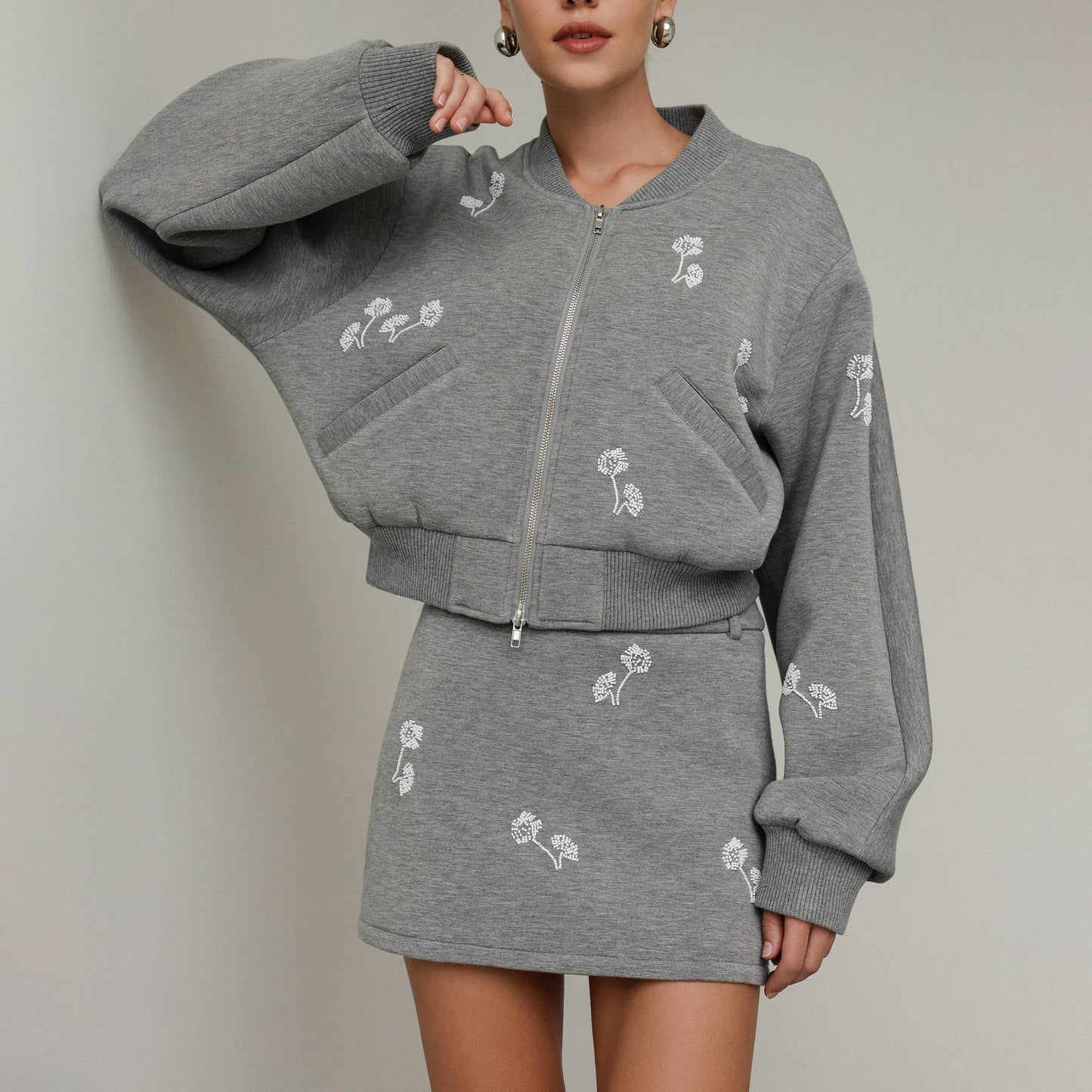 Damen Sportset Blumenstickerei Norvielle
