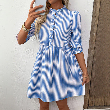 Damen Kleid aus Baumwolle mit Rüschen und Streifen
