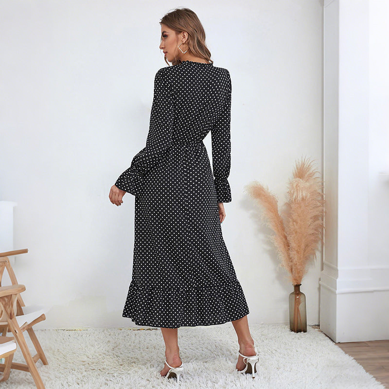 Damen Maxikleid mit Punkten und Taillengürtel