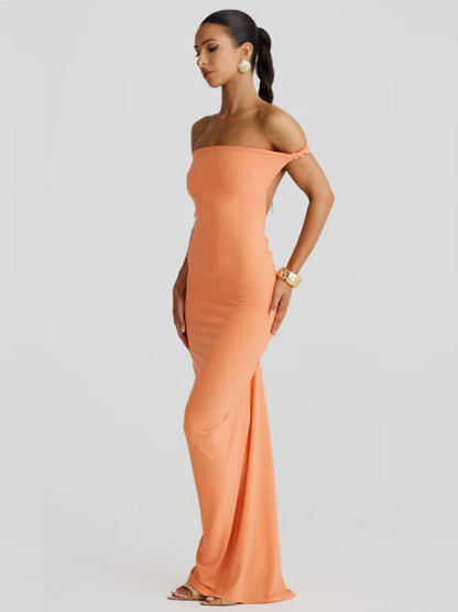 Damen Abendkleid Figurbetont Halterdesign schwingender Saum