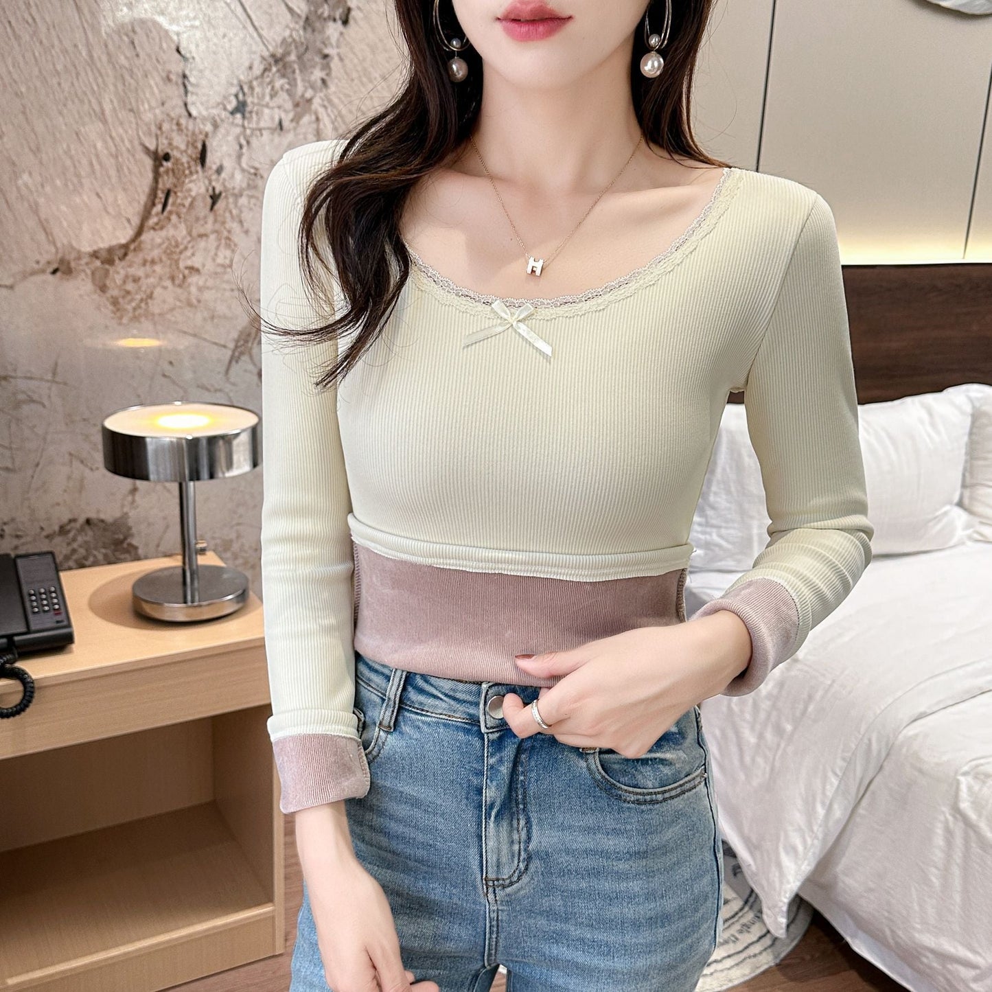 Damen Langarmshirt Spitzendetail Elegantes Oberteil Weiß