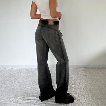 Damen High-Waist Jeans Nietenverzierung