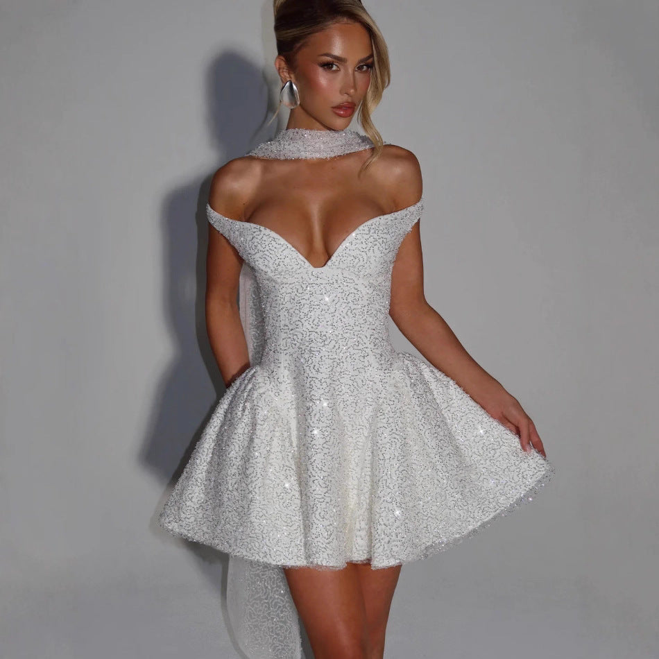 Damen Cocktailkleid Schulterfrei Paillettenbesatz Norvielle