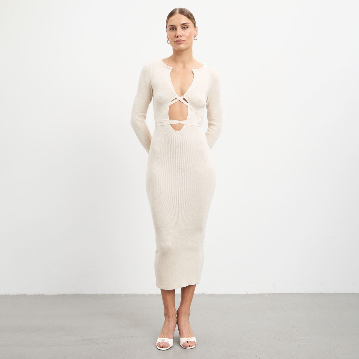 Damen Strickkleid Figurbetont Cut-Out-Design Norvielle