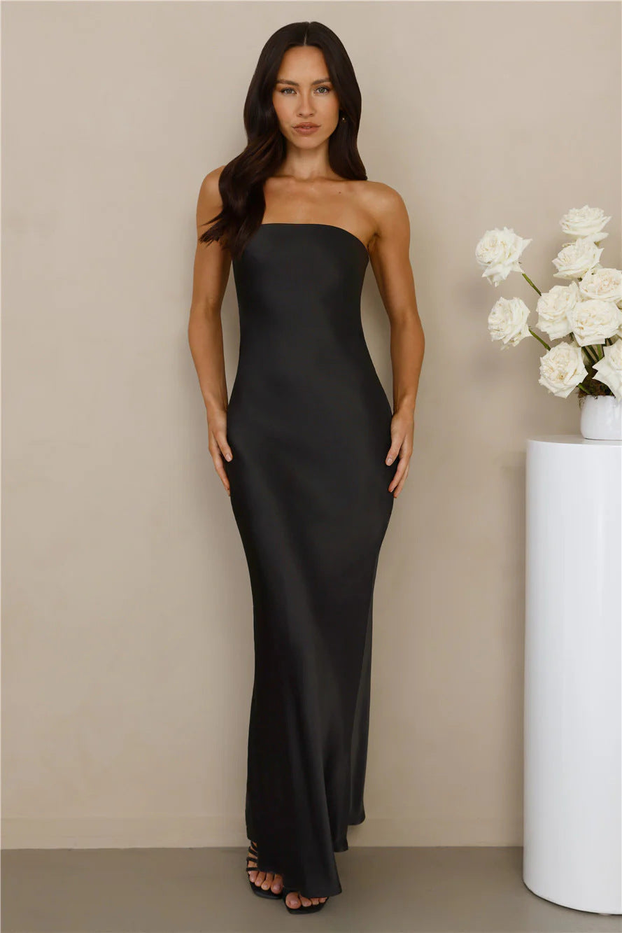 Damen Maxikleid Schulterfrei Satinoptik Norvielle