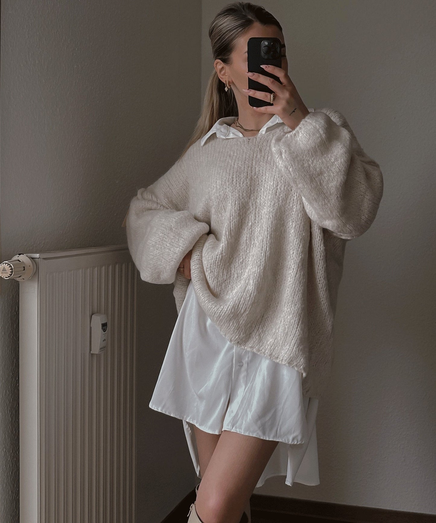Damen Oversized Pullover Weich Voluminöse Ärmel Beige