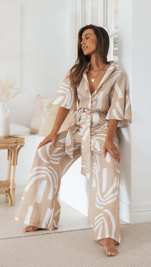 Damen Jumpsuit mit Bindegürtel und Muster