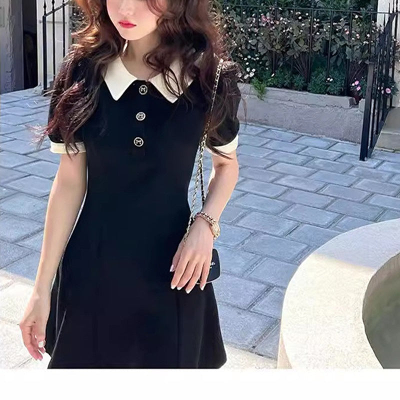 Damen Polo-Kleid Kurzarm Knopfdetails Kontrastkragen