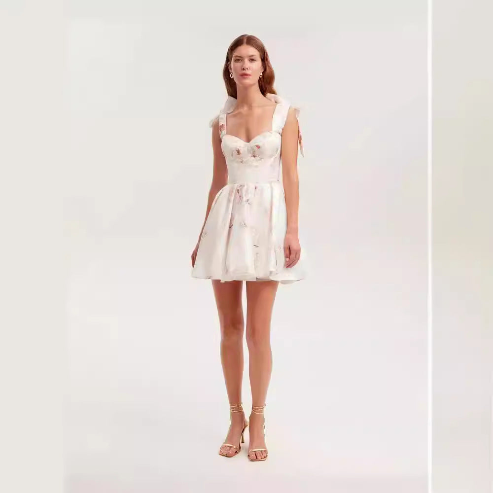 Damen Minikleid Florales Design Raffinierte Träger