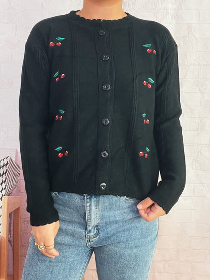 Damen Strickjacke Kirschenmotiv Rüschenkragen Norvielle