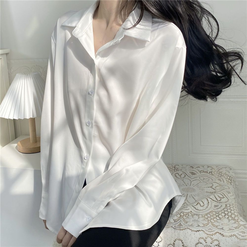 Damen Bluse aus Seide Elegantes Design