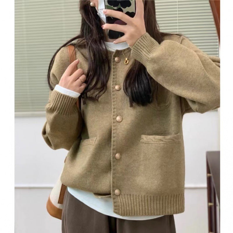 Damen Strickjacke Knopfdetails Großzügige Taschen Norvielle
