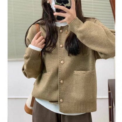 Damen Strickjacke Knopfdetails Großzügige Taschen Norvielle