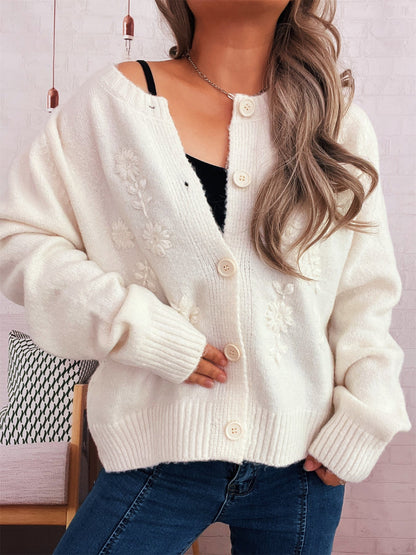Damen Strickcardigan locker mit Blumenapplikationen und Knöpfen