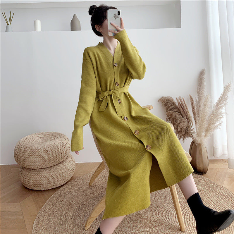 Damen Strickkleid Knielang Mit Knöpfen Und Gürtel