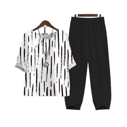 Damen Freizeit Set mit gestreiftem Oberteil und bequemen Hosen