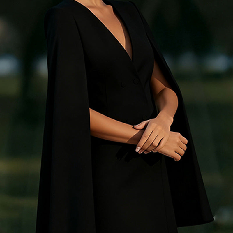 Damen Überwurfkleid mit Kapuze Doppelknopfleiste Norvielle