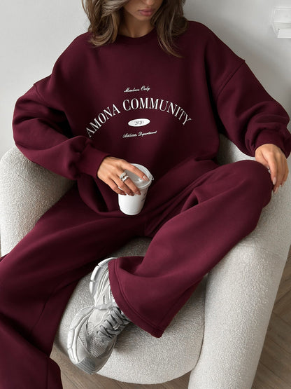 Damen Oversized Sweatshirt mit Schriftzuggestaltung und Jogginghose