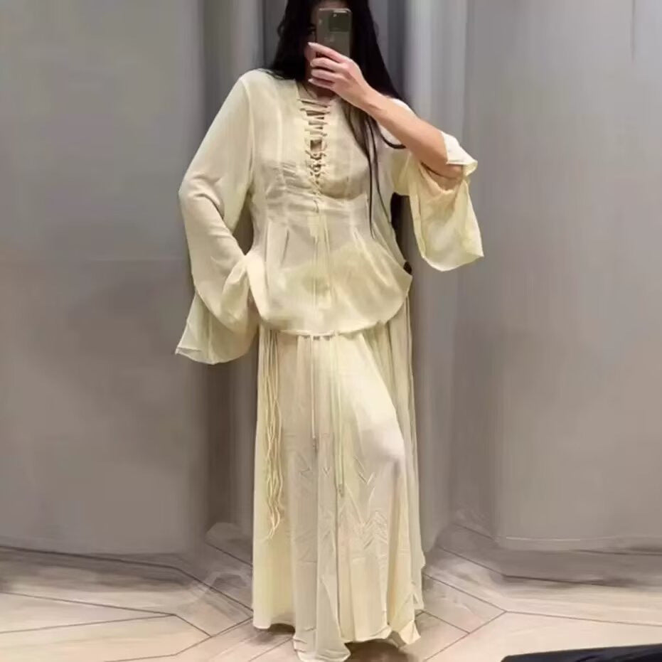 Damen Bluse mit Schnürdetail Weite Ärmel Norvielle - Norvielle