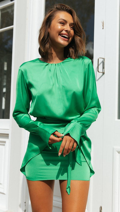 Damen Minikleid Taillenknoten Langarm Elegant Norvielle