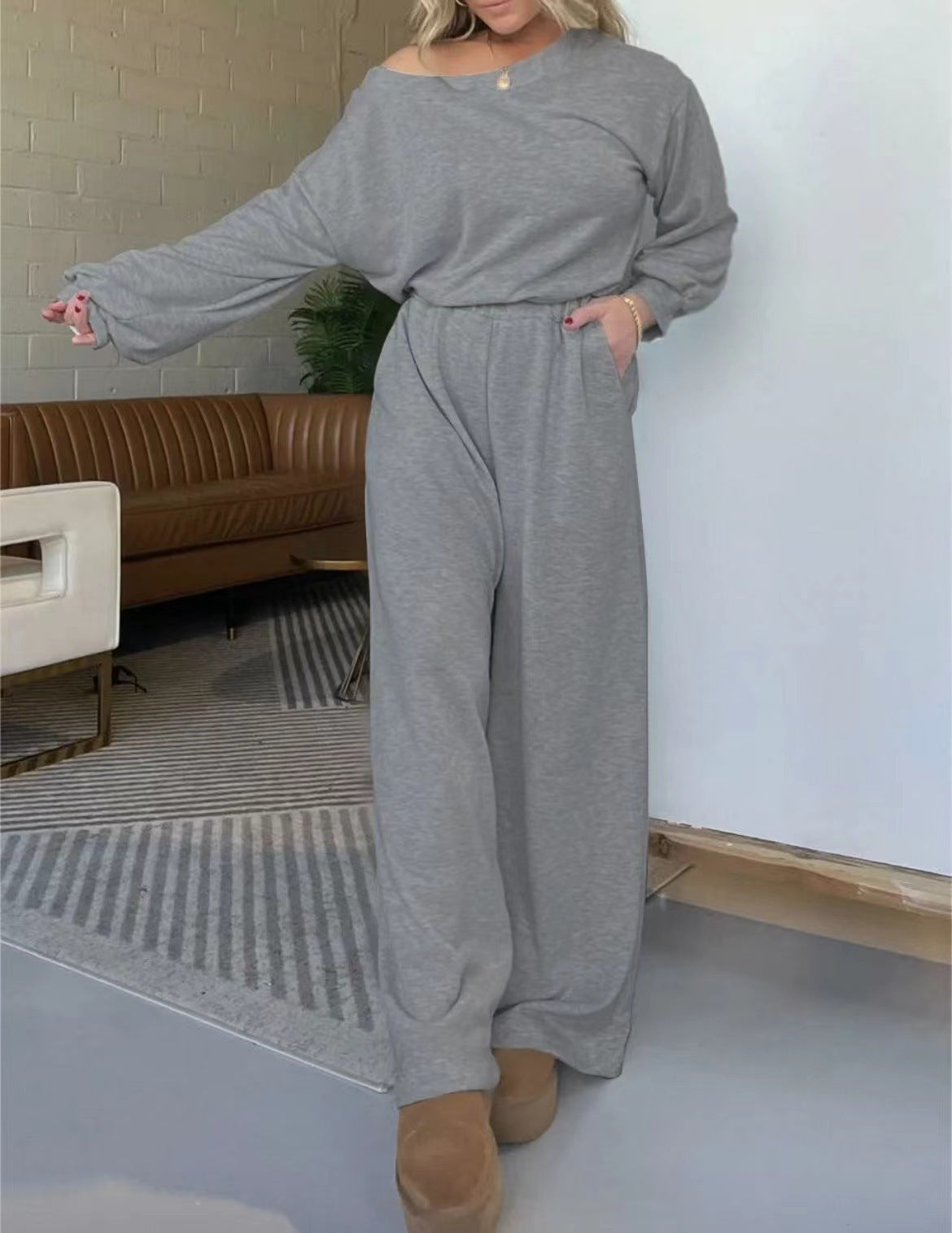 Damen Jumpsuit Komfort Weite Beine Tiefes Dekolleté Norvielle