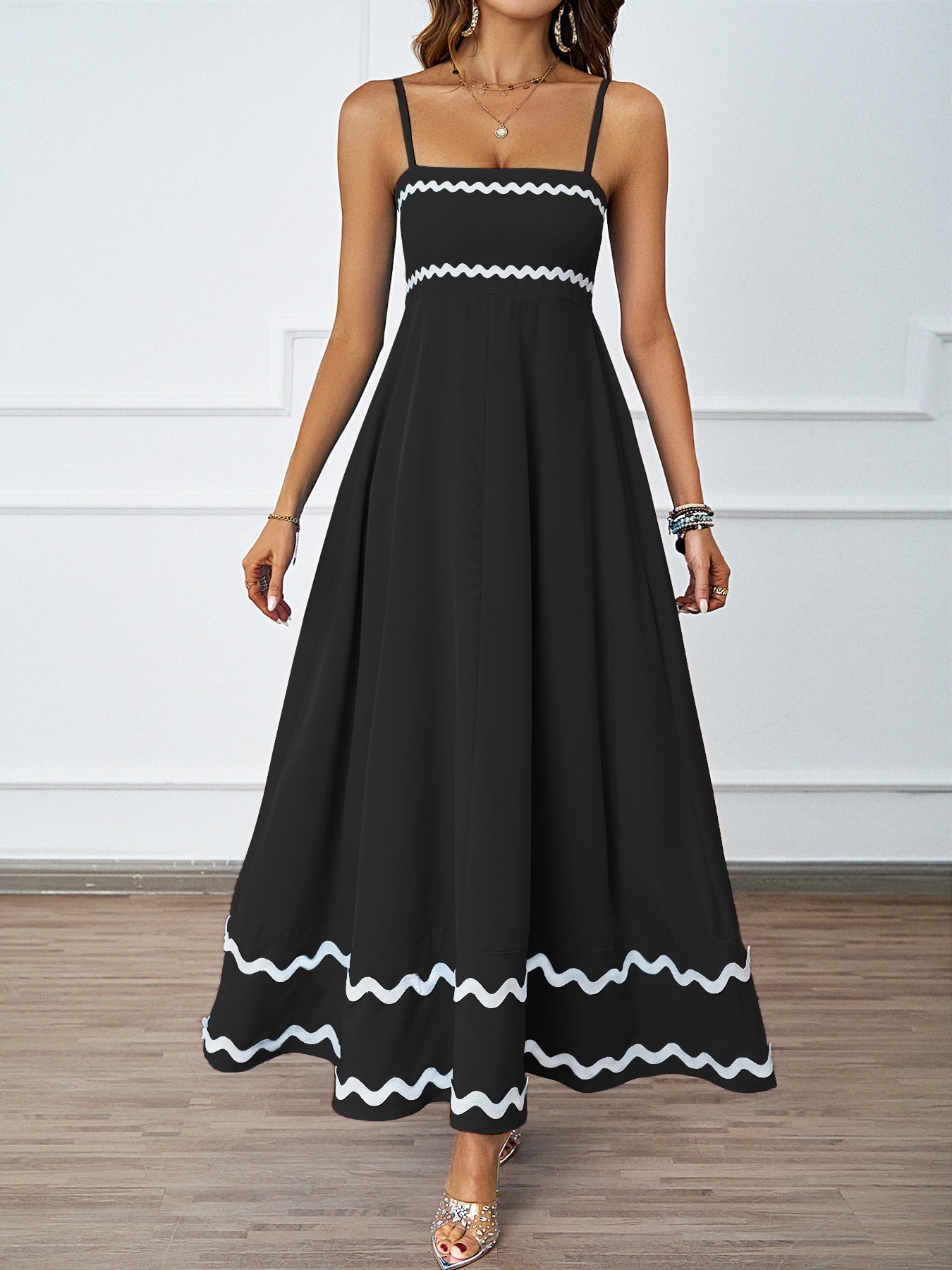 Damen Maxi-Kleid Rüschensaum Spaghettiträger Norvielle