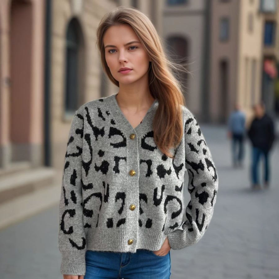 Damen Strickjacke Animalmuster Goldknöpfe Norvielle - Norvielle