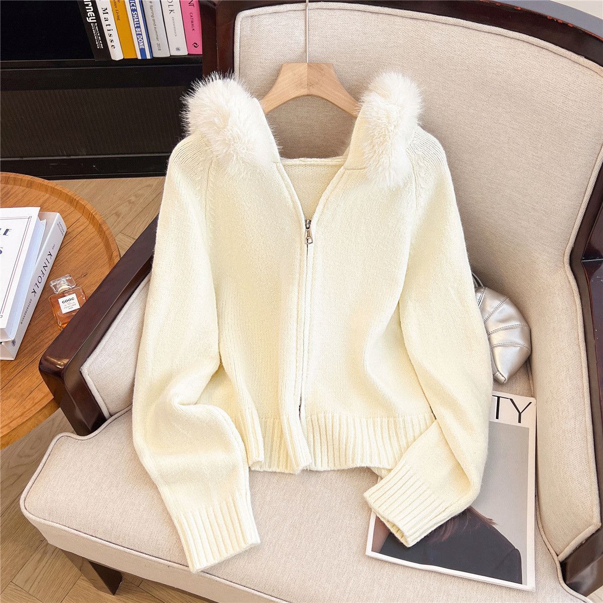 Damen Strickjacke Abnehmbarer Kunstfellkragen Beige