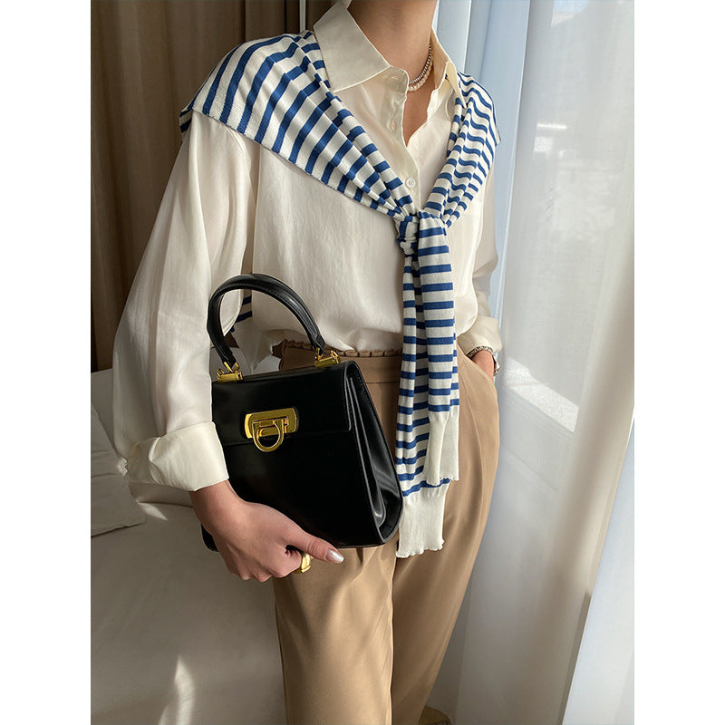 Damen Bluse mit Knöpfen aus Baumwolle Elegantes Design Weiß - Norvielle
