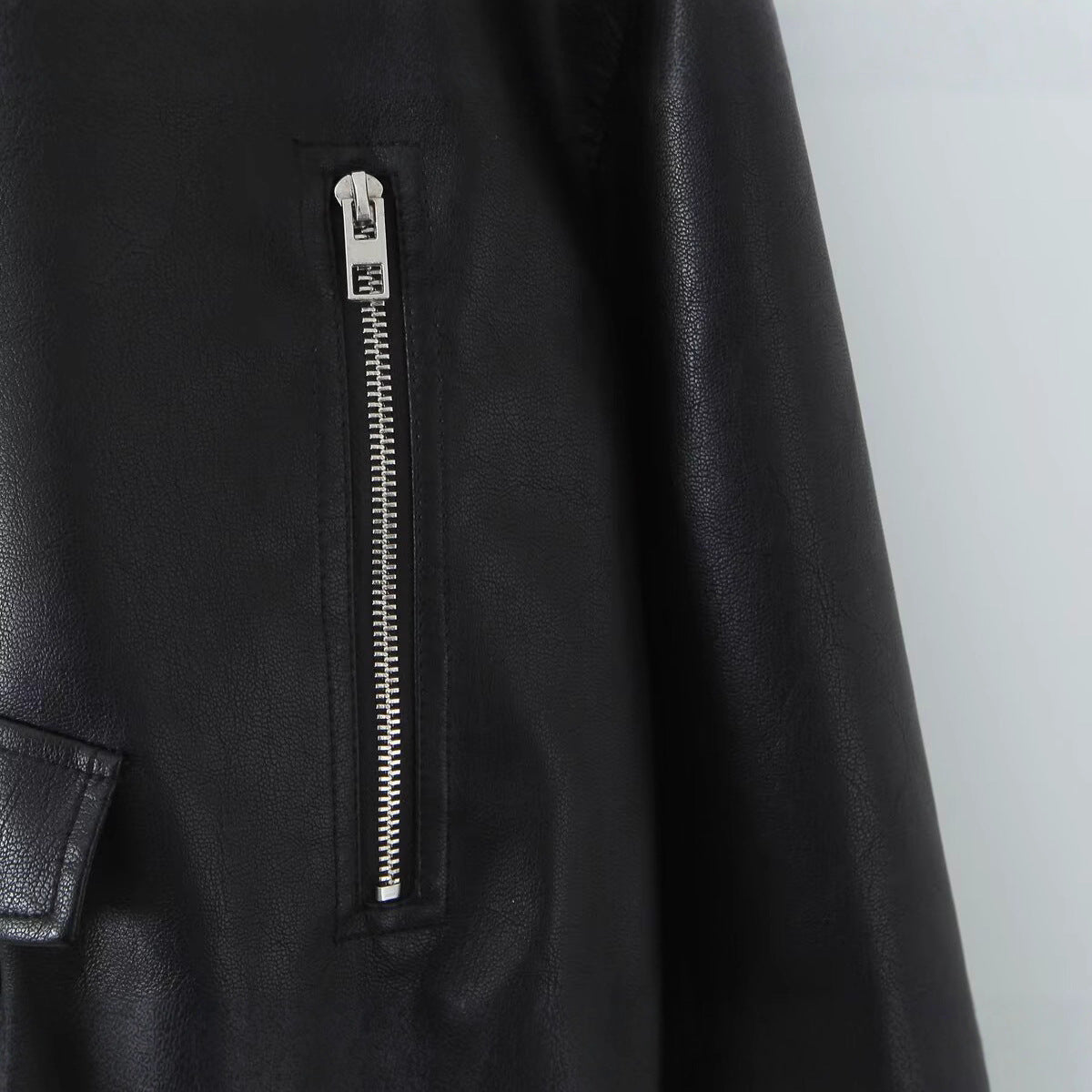 Damen Kunstlederjacke Hochkragen Einzigartiges Design