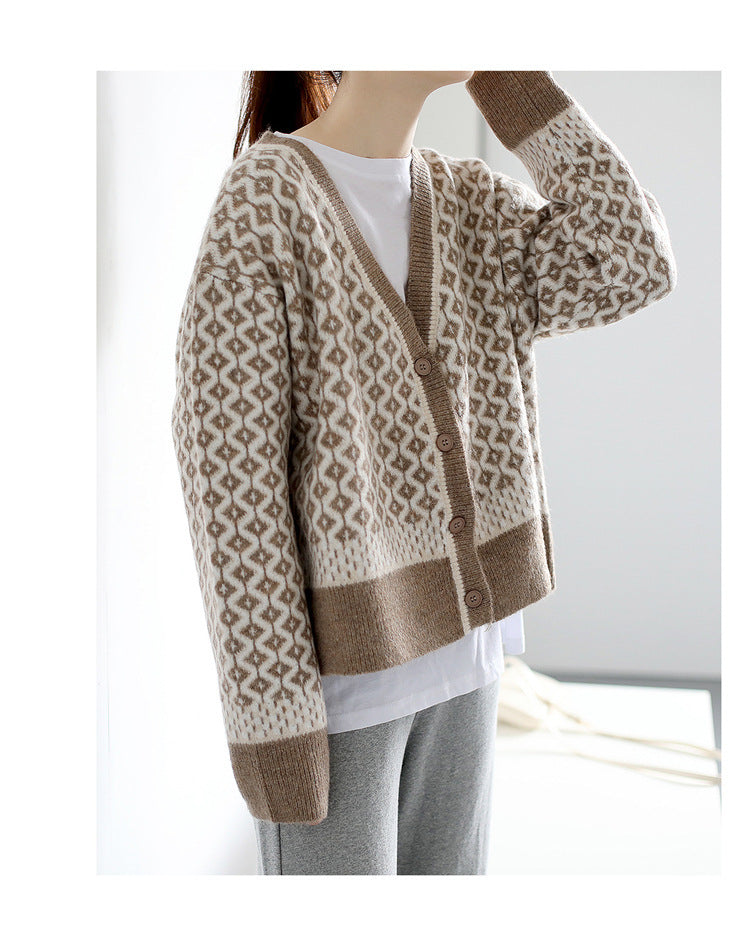 Damen Grobstrickjacke Geometrische Muster Knöpfe Beige