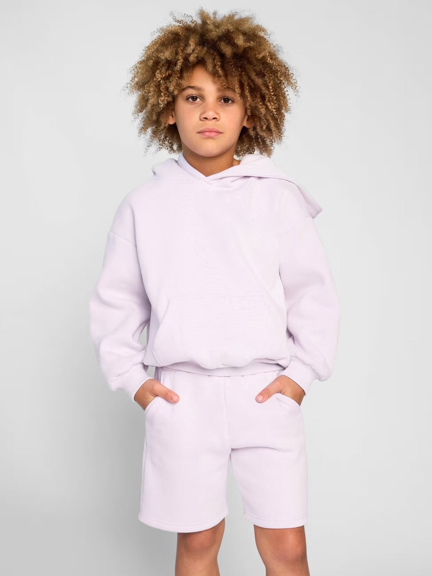 Damen Sportliches Kurzarm-Set mit Kapuze und Shorts
